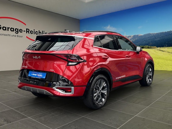 Vehicle image 4 Vehicle image 4