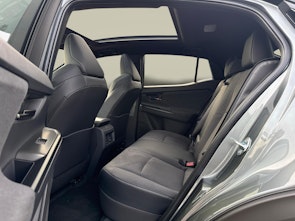 immagine del veicolo TOYOTA C-HR+ Premium AWD