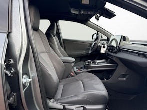 immagine del veicolo TOYOTA C-HR+ Premium AWD