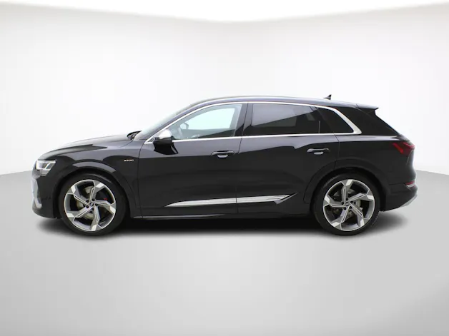 Audi e-tron S quattro