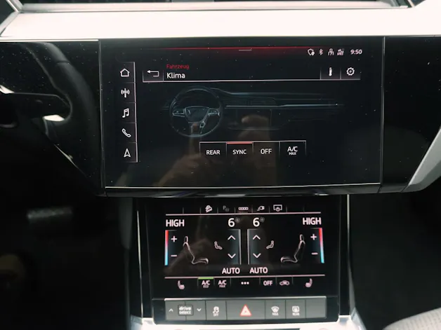 Audi e-tron S quattro