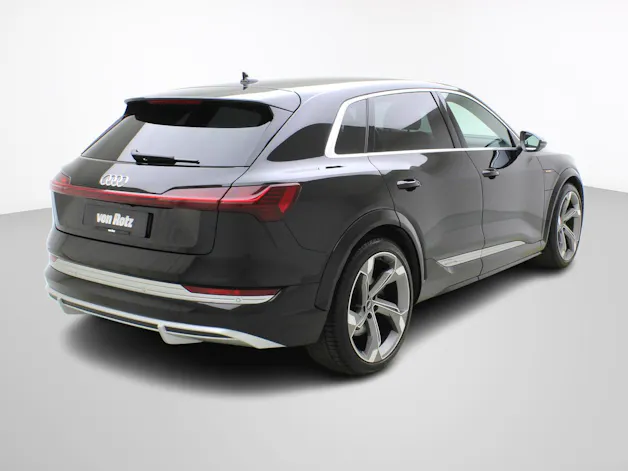 Audi e-tron S quattro