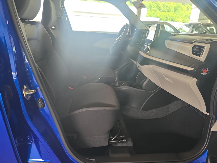 image du véhicule SUZUKI SWIFT