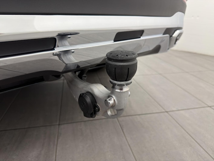 image du véhicule MERCEDES-BENZ GLC 220