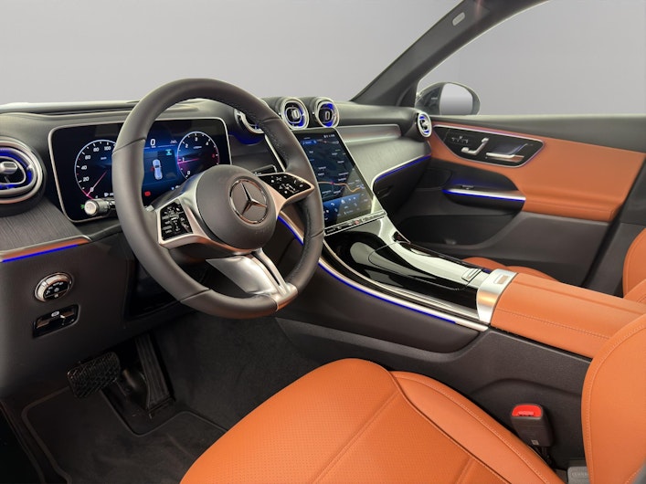 image du véhicule MERCEDES-BENZ GLC 220