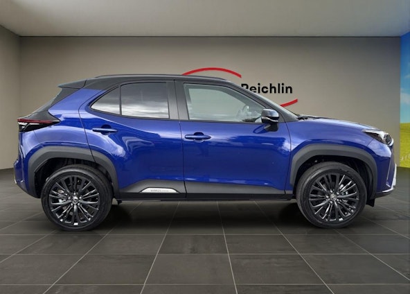 Vehicle image 5 Vehicle image 5