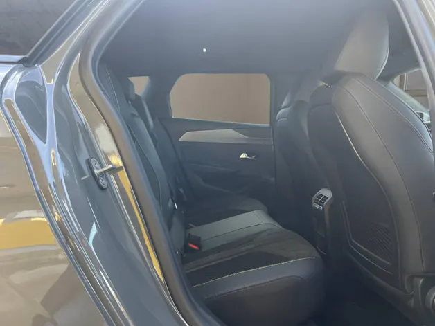 Peugeot 308 SW Hybrid 145 e-DCS6 GT