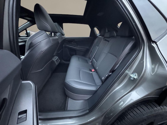 Vehicle image 15 Vehicle image 15