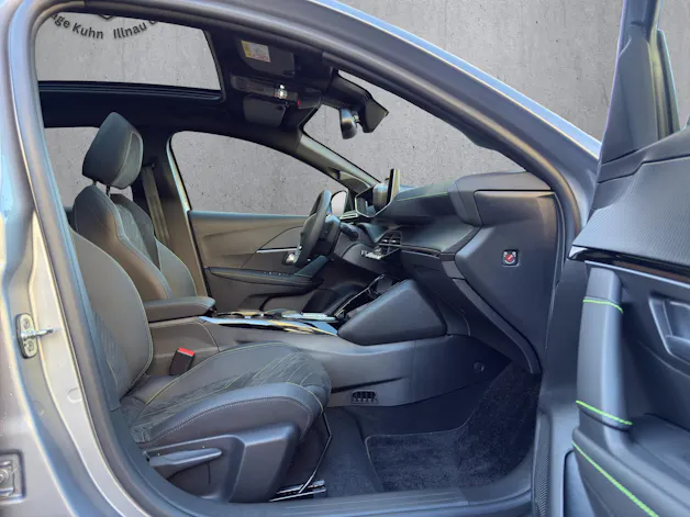 Peugeot 208 e-GT