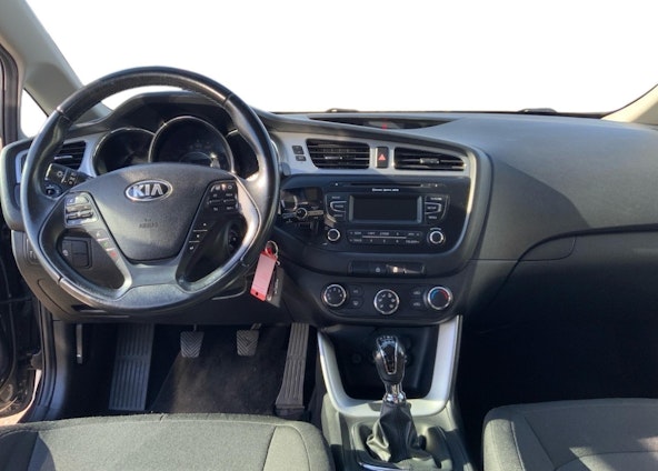 Vehicle image 5 Vehicle image 5