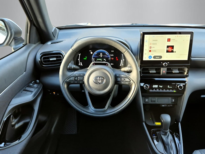 Vehicle image TOYOTA YARIS CROSS