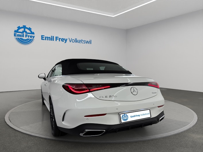 image du véhicule MERCEDES-BENZ CLE 200