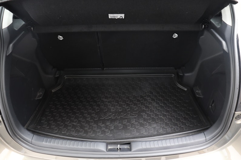 Vehicle image TOYOTA YARIS