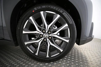 https://vehicle.imgix.net/4148958/33912e6d-957d-4613-8f22-43e6b2dbad0d.jpg