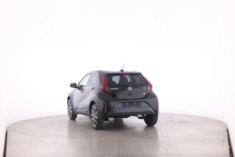 https://vehicle.imgix.net/4148958/df6a762d-8651-4781-8558-3a9dcbbbcdfb.jpg