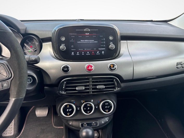 Vehicle image FIAT 500X
