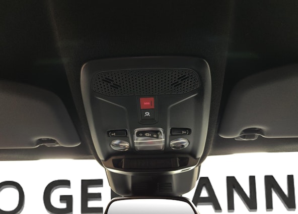 Vehicle image 13 Vehicle image 13