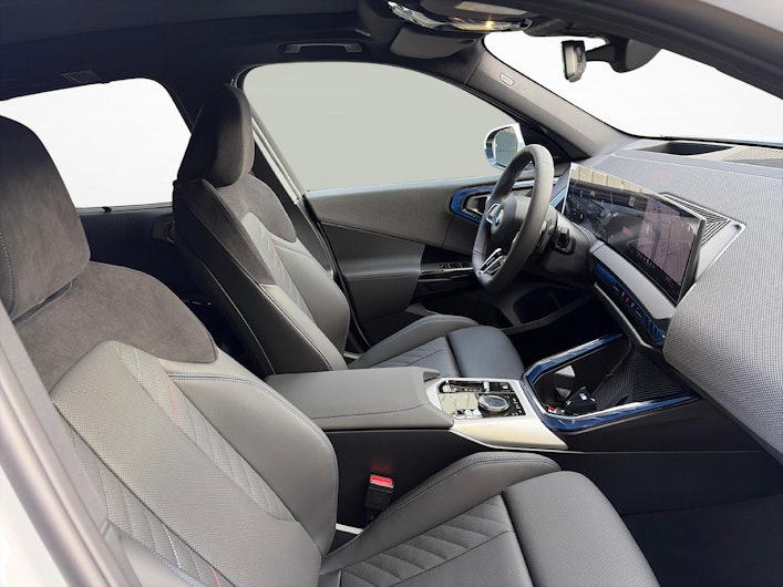 Vehicle image BMW X3