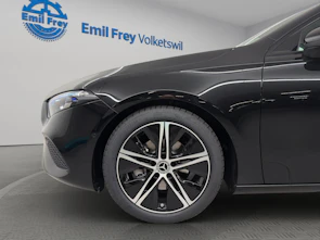 image du véhicule MERCEDES-BENZ A 200 Night Star