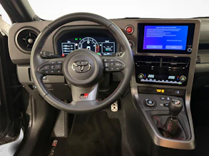 https://vehicle.imgix.net/4149047/82bf15c4-ca65-4b64-9821-e1794229bb00.jpg