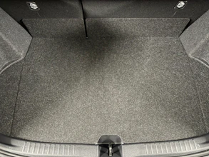 https://vehicle.imgix.net/4149047/d0bdde19-b0b8-40f8-b3ad-13661cc5b780.jpg