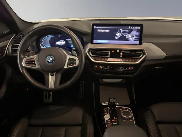 BMW X3 30e xDrive SAG