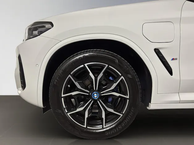 BMW X3 30e xDrive SAG