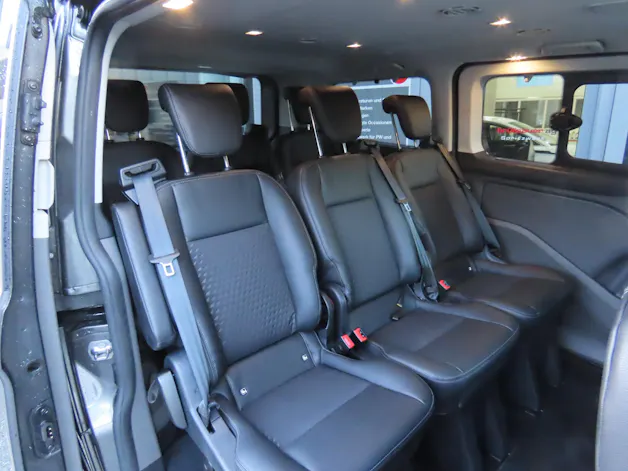 Ford Tourneo C Bus 320 L1 2.0 TDCi 185 Sport