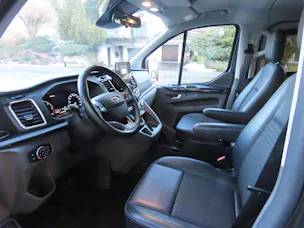 Ford Tourneo C Bus 320 L1 2.0 TDCi 185 Sport