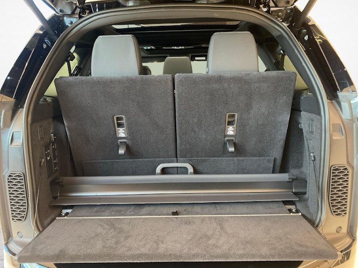 Vehicle image LAND ROVER DISCOVERY