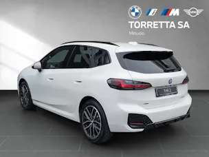 BMW 230e xDrive paddles Active Tourer