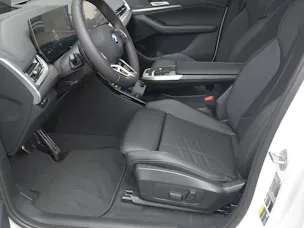 BMW 230e xDrive paddles Active Tourer