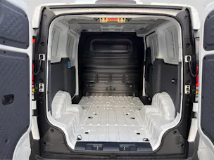 Kia PV5 Cargo 71.2 kWh Plus