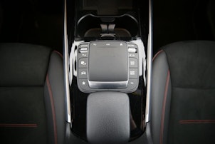 Vehicle image MERCEDES-BENZ GLB 250 AMG Line 4matic