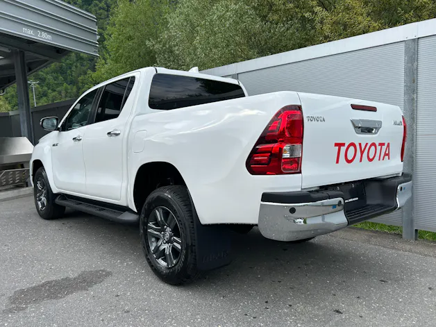 Toyota Hilux Double Cab.-Pick-up 2.4 D-4D 150 Style