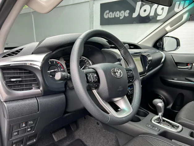 Toyota Hilux Double Cab.-Pick-up 2.4 D-4D 150 Style