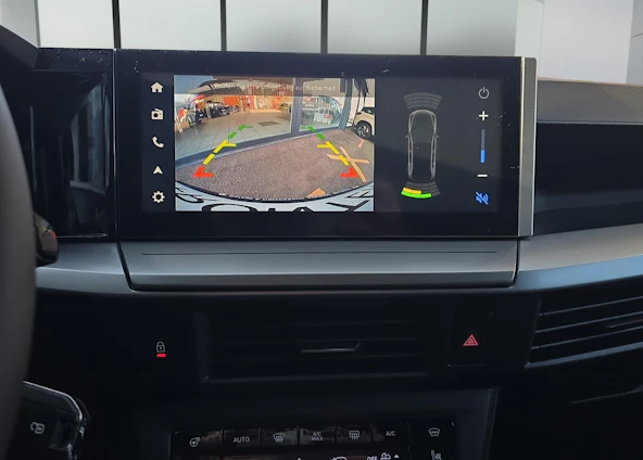 image du véhicule 10 image du véhicule 10