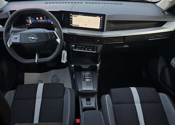 image du véhicule 14 image du véhicule 14