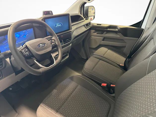 Ford Transit C Van 320 L1 2.5 Duratec 233 Trend PHEV