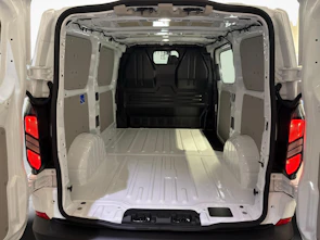 Fahrzeugbild FORD Transit C Van 320 L1 2.5 Duratec 233 Trend PHEV