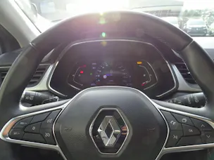 Renault Captur 1.3 TCe 140 Intens EDC