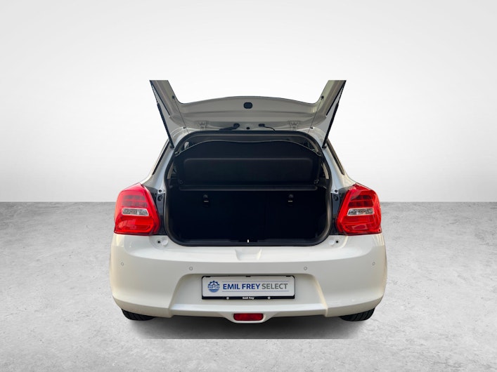 Vehicle image SUZUKI SWIFT