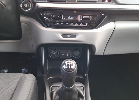 Vehicle image 9 Vehicle image 9