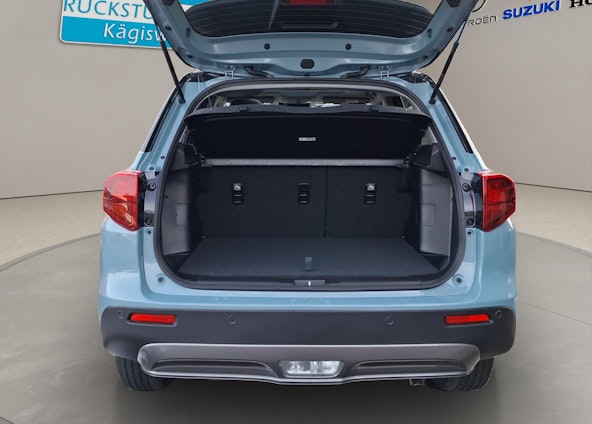 Vehicle image 12 Vehicle image 12