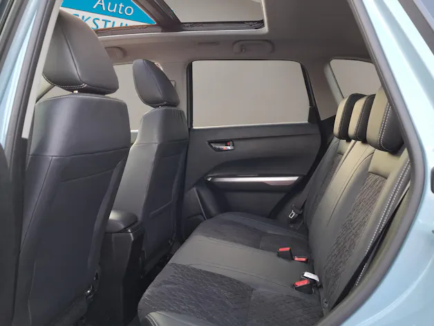 Suzuki Vitara 1.4 T Sakura Top Hybrid 4x4