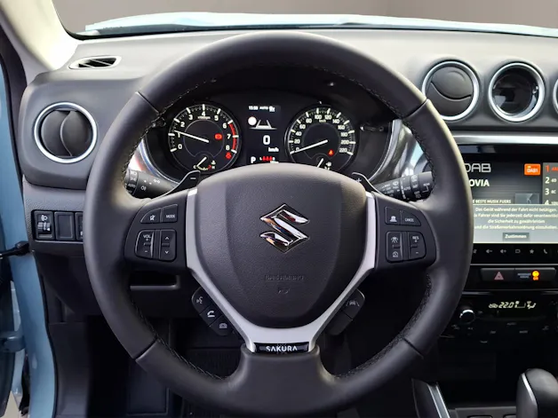 Suzuki Vitara 1.4 T Sakura Top Hybrid 4x4
