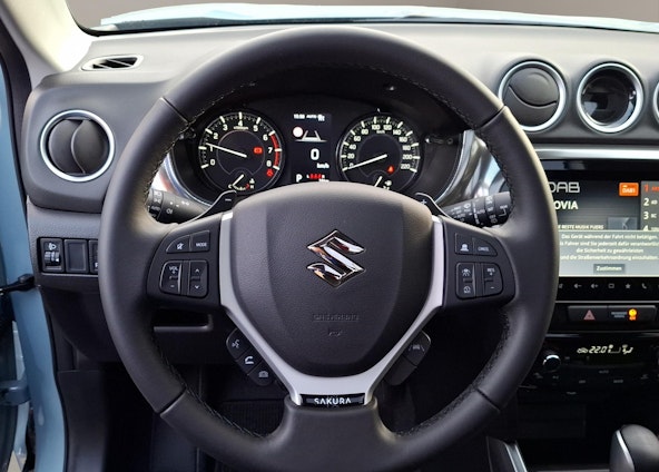 Vehicle image 7 Vehicle image 7