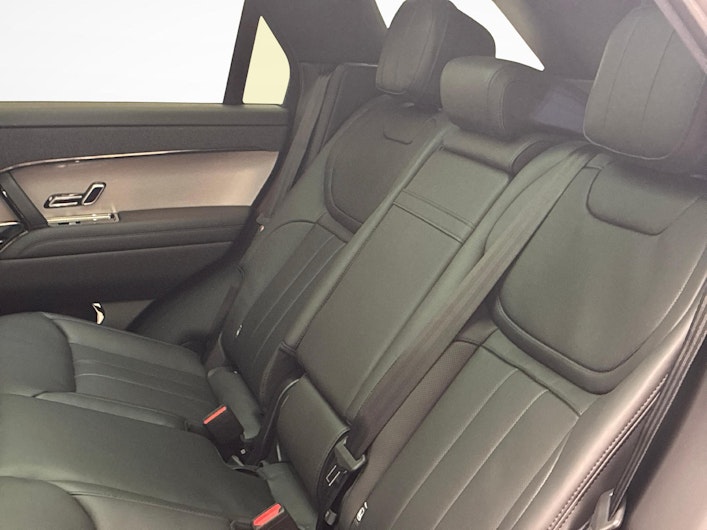 Vehicle image LAND ROVER RANGE ROVER SPORT