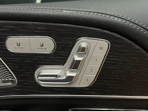 Mercedes-Benz GLE 350 de 4M - AMG / DISTRONIC / 360 Grad Kamera / Panorama-Dach / Memory