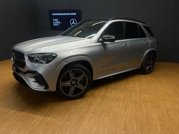 Mercedes-Benz GLE 350 de 4M - AMG / DISTRONIC / 360 Grad Kamera / Panorama-Dach / Memory